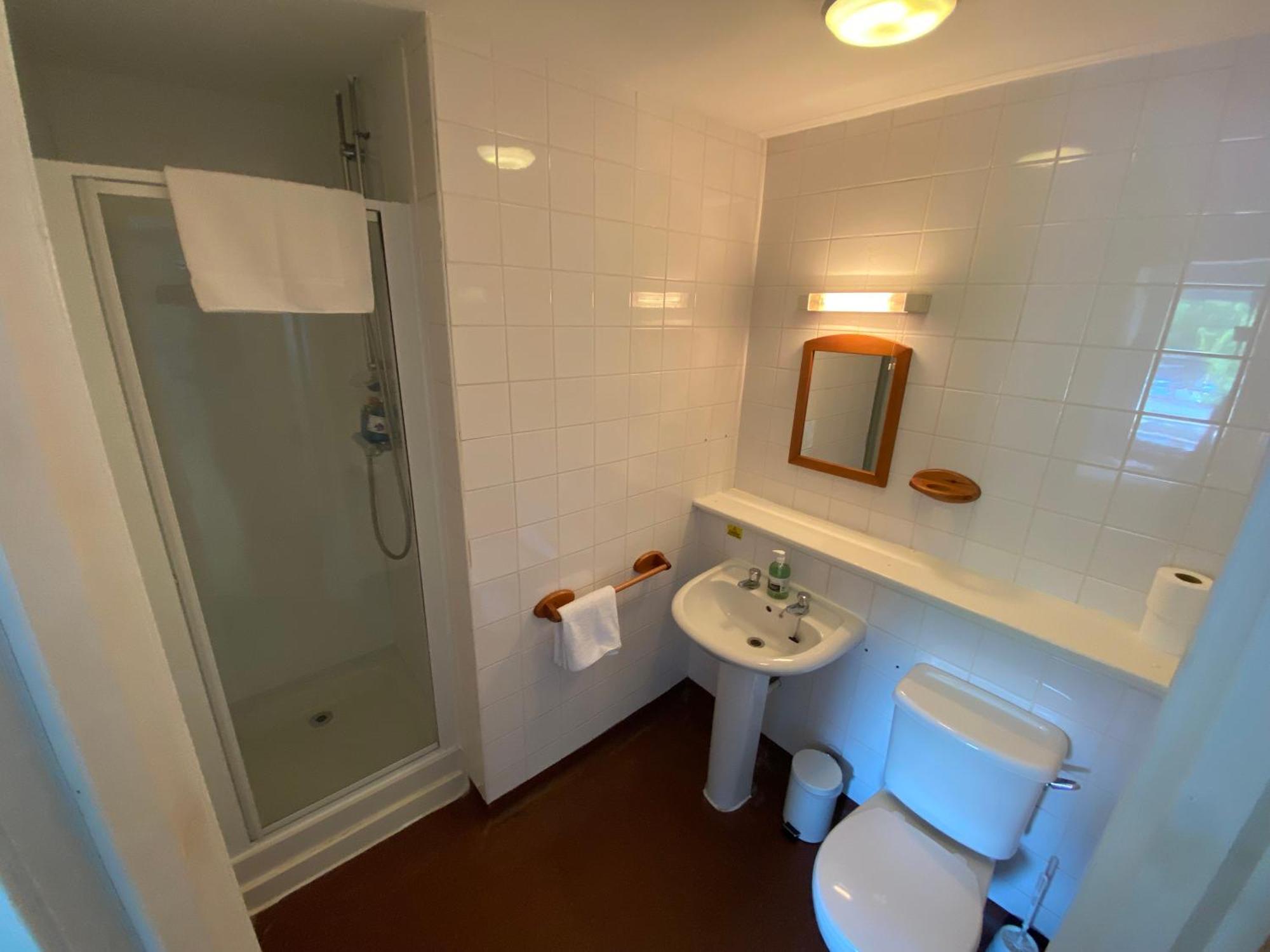 פורט ויליאם Waterfront Lodge - Accommodation Only חדר תמונה